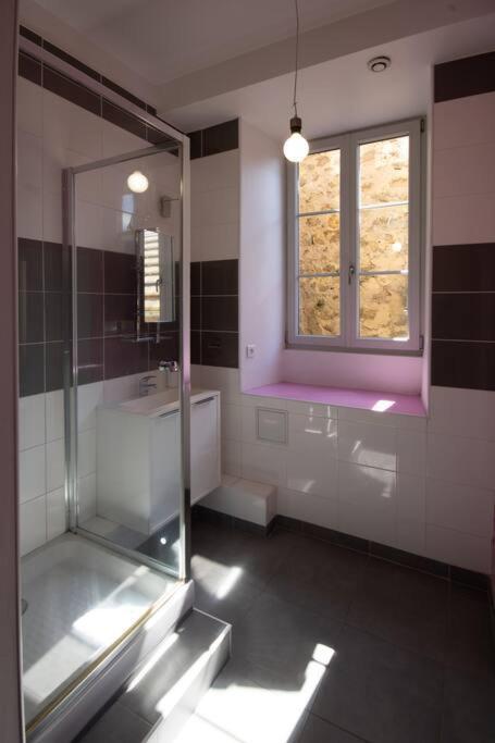La Fontaine Neuve-Avallon-5 Personnes-1 Chambre-3 Lits-Parking-Wifi المظهر الخارجي الصورة