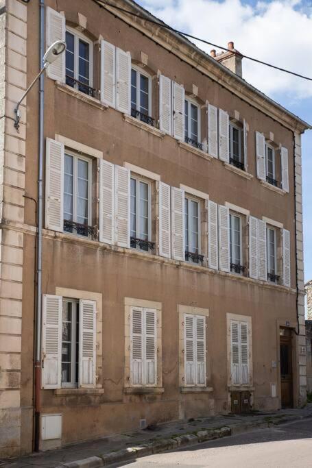 La Fontaine Neuve-Avallon-5 Personnes-1 Chambre-3 Lits-Parking-Wifi المظهر الخارجي الصورة