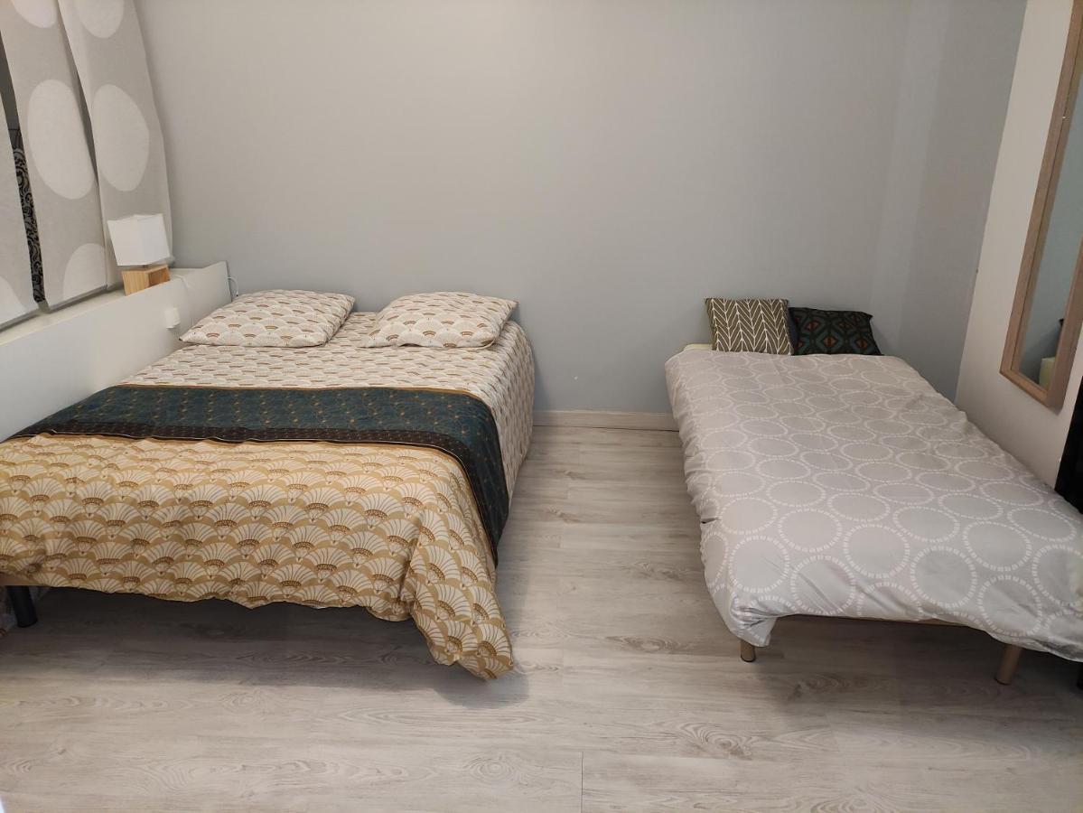 La Fontaine Neuve-Avallon-5 Personnes-1 Chambre-3 Lits-Parking-Wifi المظهر الخارجي الصورة